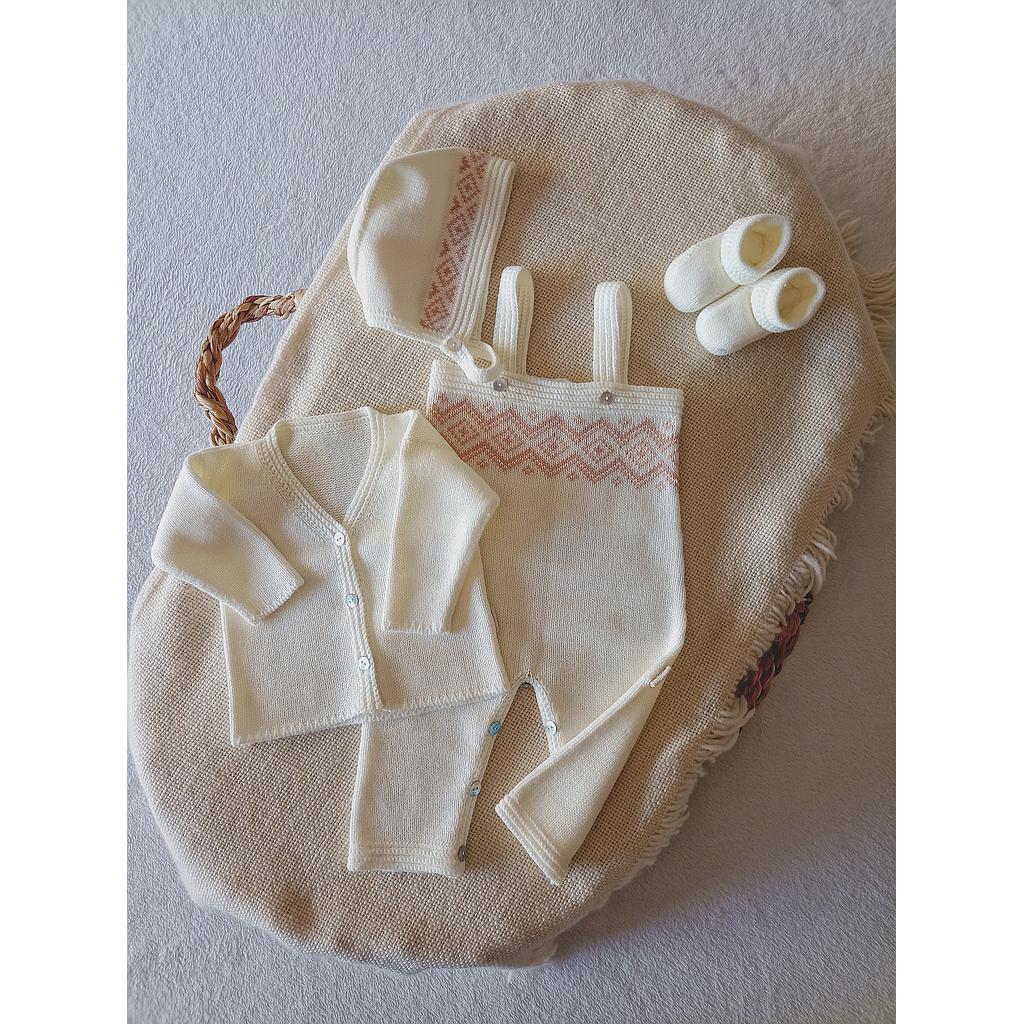 Set MALI en dralon con guarda en rosa y saco Marfil. Contiene 4 piezas